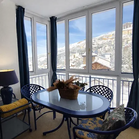 Sanbet Urban Alhambra